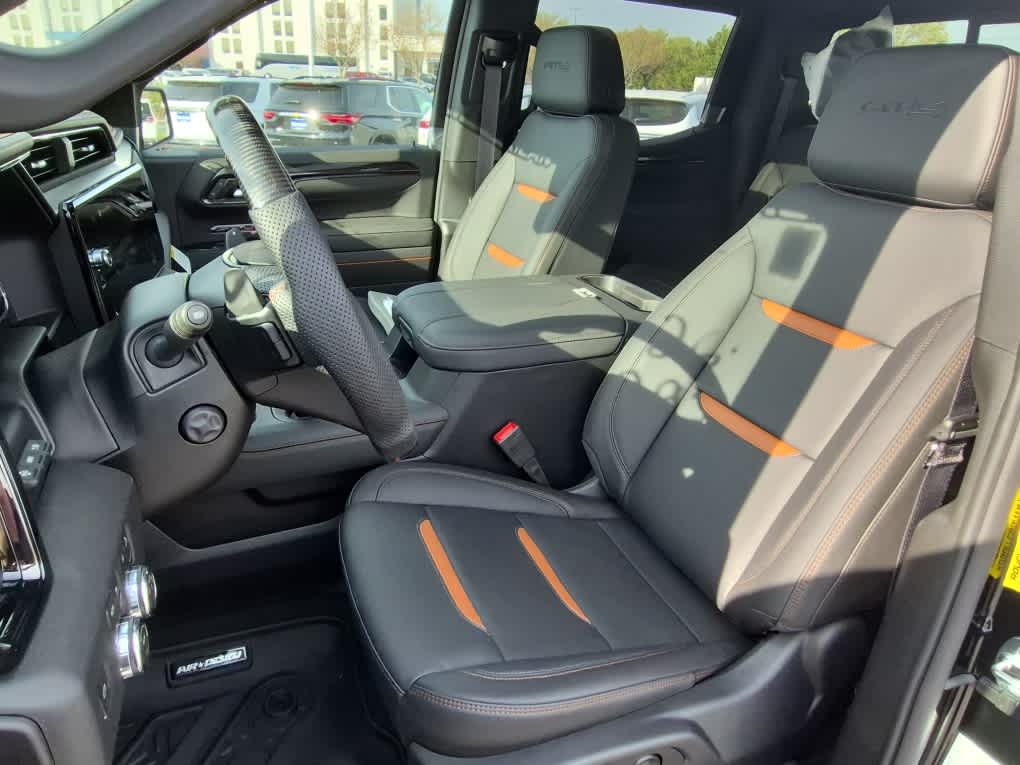 2026 GMC Sierra 1500 AT4 - Onyx Black exterior view 11