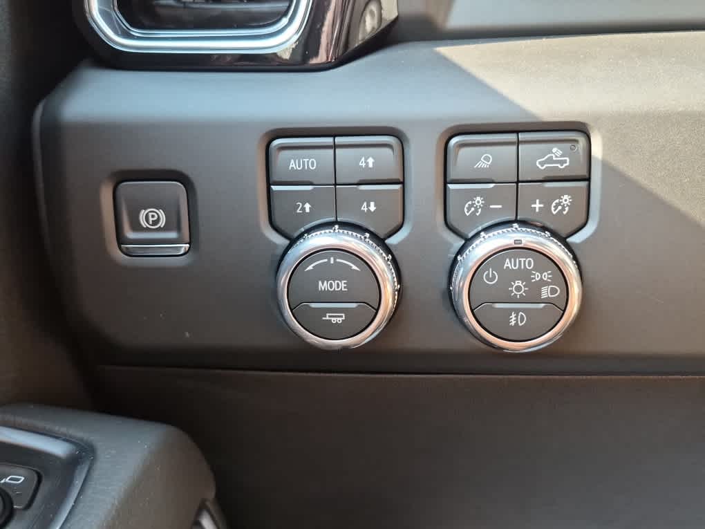 2026 GMC Sierra 1500 Denali - Coastal Dune exterior view 18