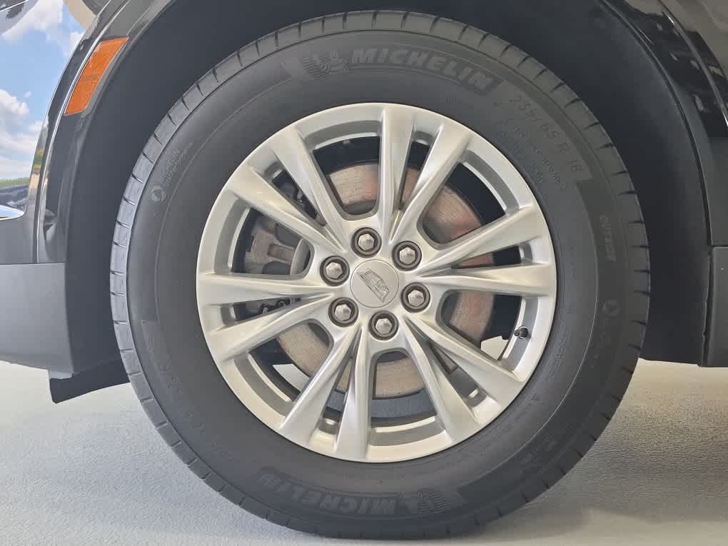 2023 Cadillac XT5 FWD Luxury - Stellar Black Metallic exterior view 7