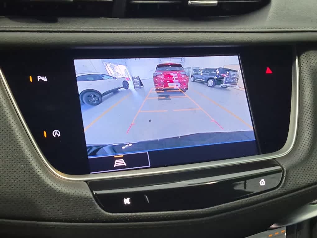 2023 Cadillac XT5 FWD Luxury - Stellar Black Metallic exterior view 15