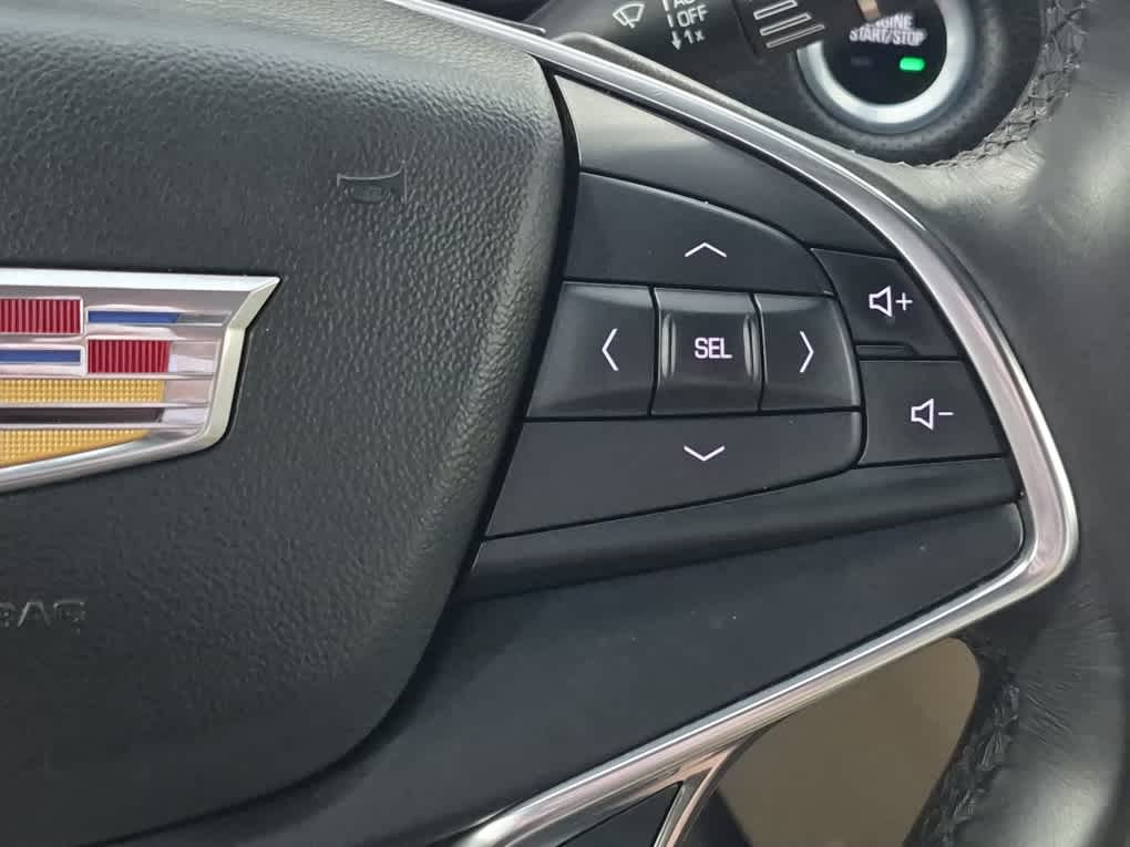2018 Cadillac XT5 FWD - Crystal White Tricoat exterior view 16