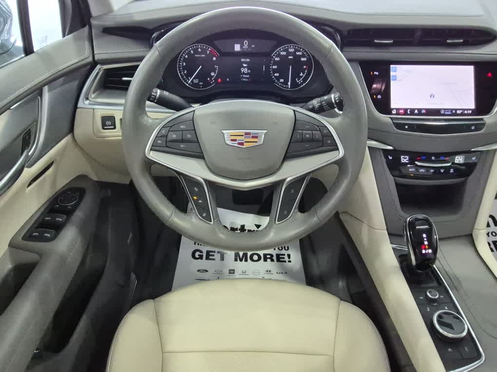 2024 Cadillac XT5 FWD Premium Luxury - Argent Silver Metallic exterior view 8