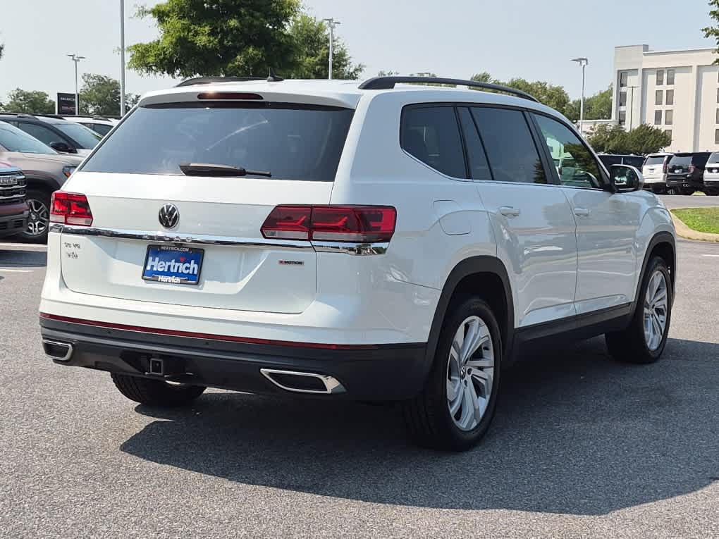 2021 Volkswagen Atlas 3.6L V6 SE w/Technology - Pure White exterior view 3