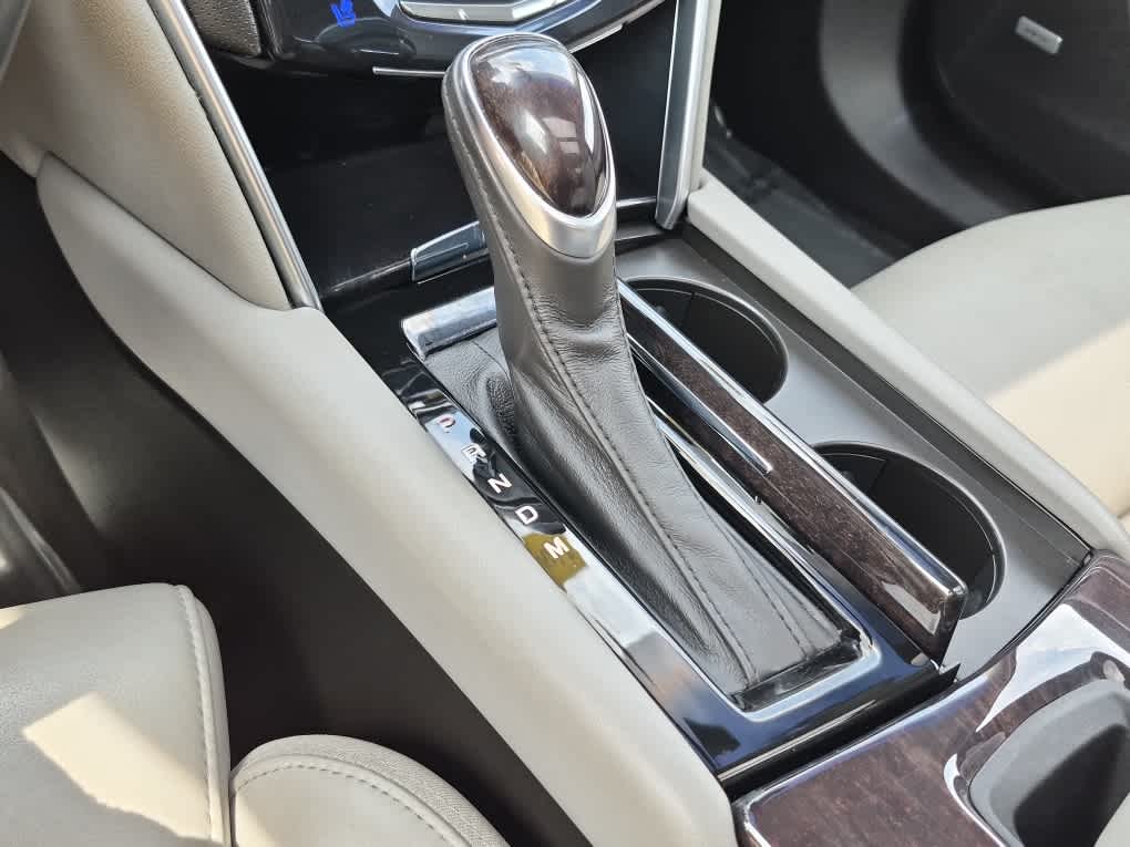 2014 Cadillac XTS Luxury - Sapphire Blue Metallic exterior view 14