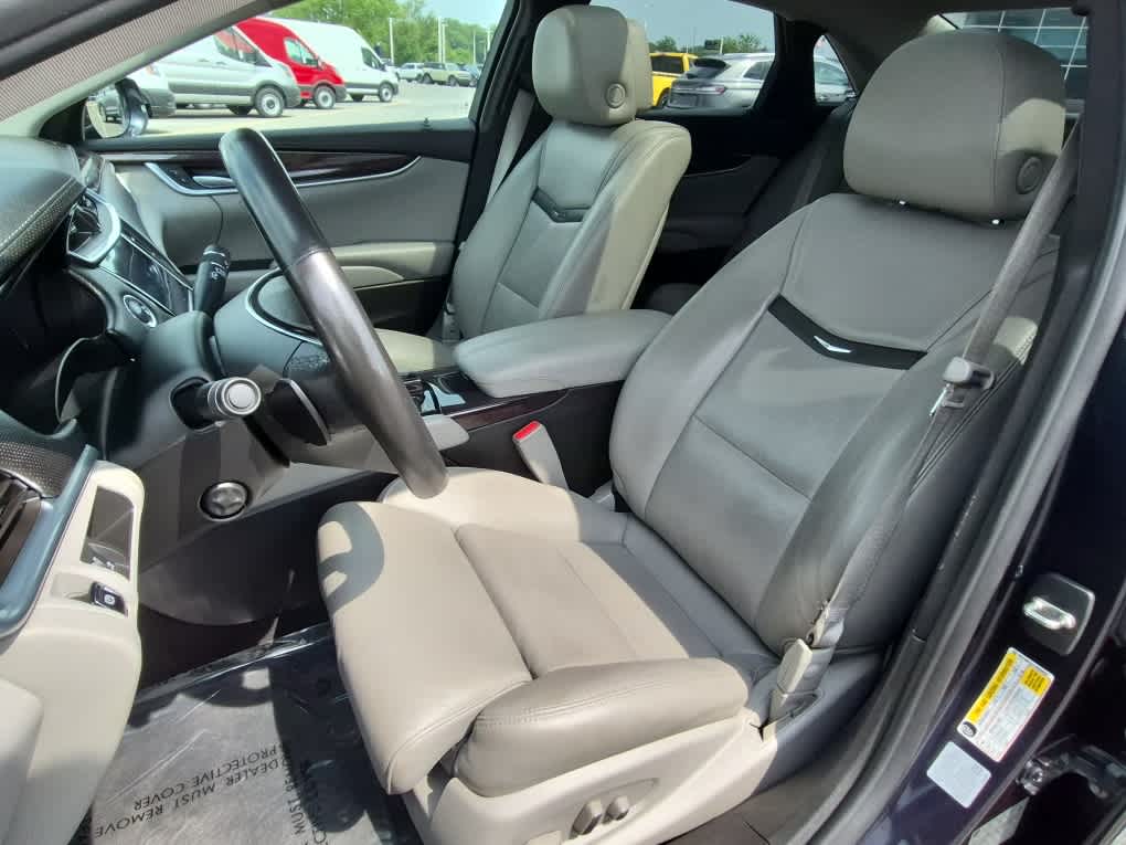 2014 Cadillac XTS Luxury - Sapphire Blue Metallic exterior view 11