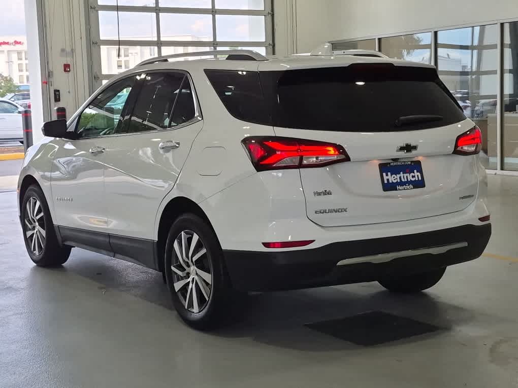 2022 Chevrolet Equinox Premier - Summit White exterior view 4