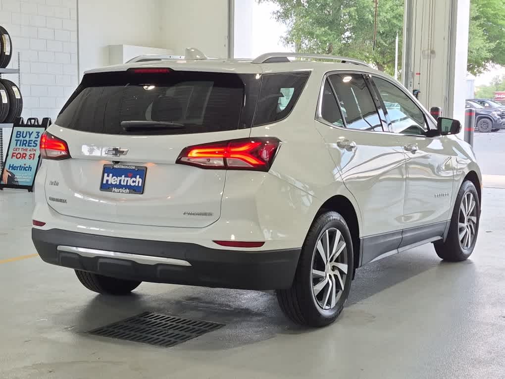 2022 Chevrolet Equinox Premier - Summit White exterior view 3