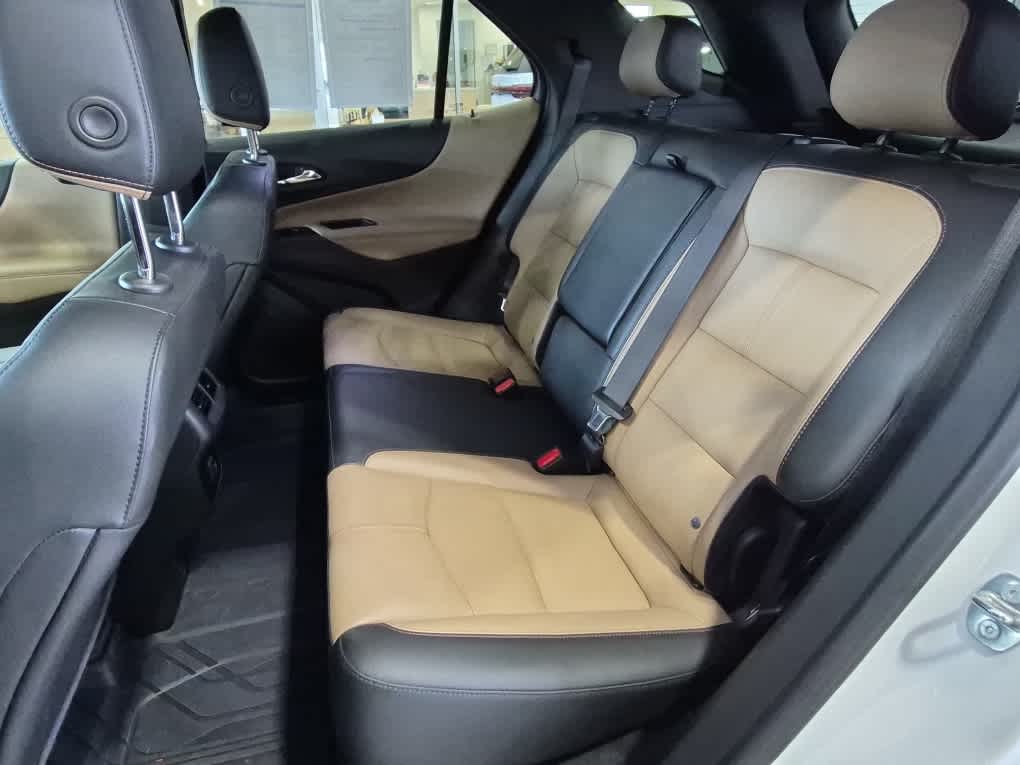 2022 Chevrolet Equinox Premier - Summit White exterior view 7