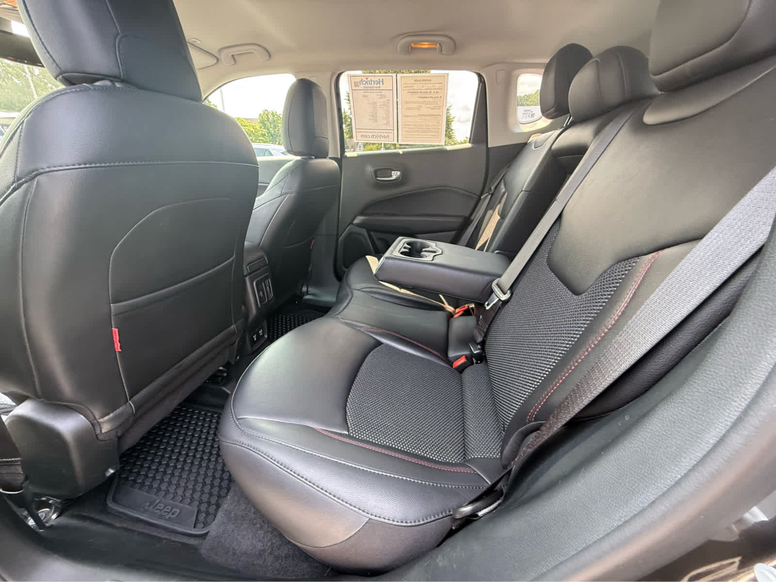 2019 Jeep Compass Trailhawk - Granite Crystal Metallic Clearcoat exterior view 9