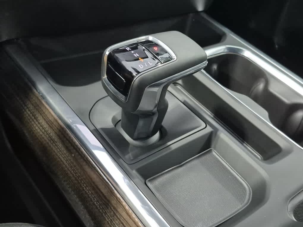 2026 Chevrolet Silverado 1500 RST - Black exterior view 12
