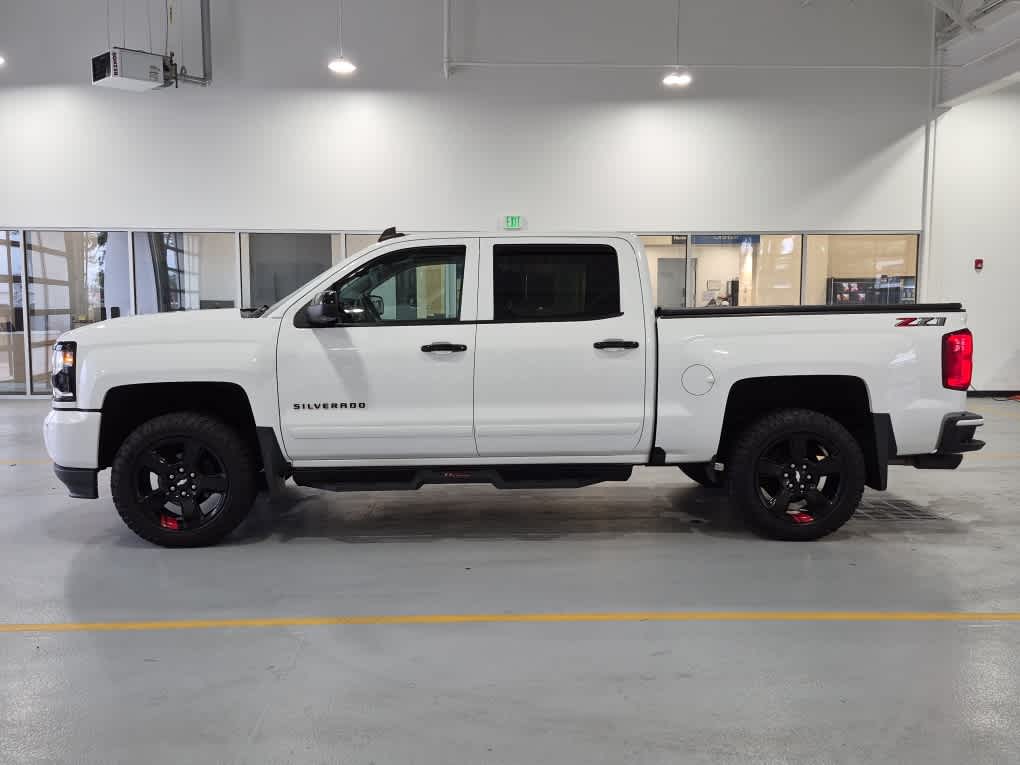 2018 Chevrolet Silverado 1500 LTZ - Summit White exterior view 5