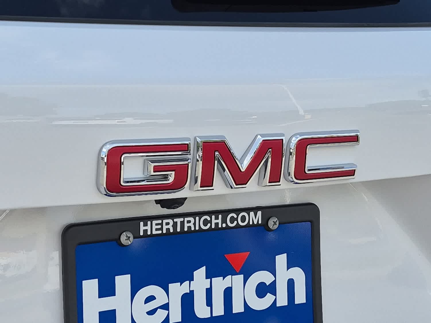 2026 GMC Terrain AWD AT4 - Summit White exterior view 19