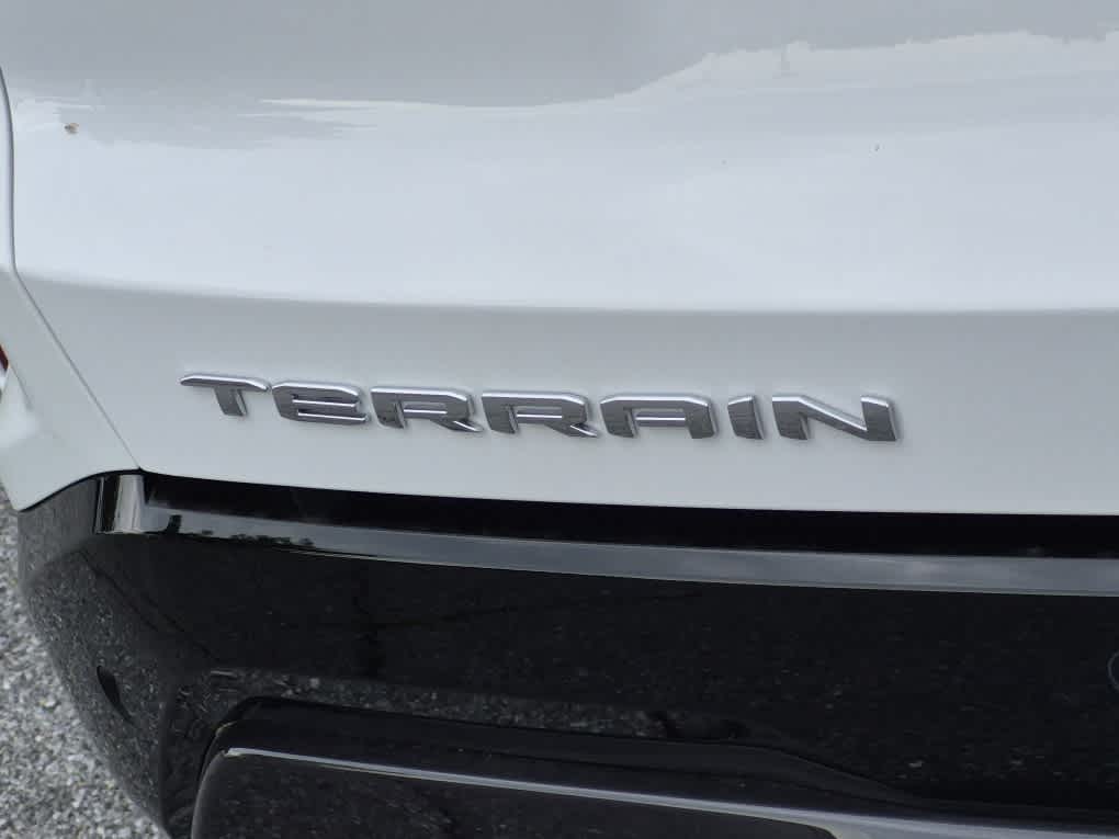 2026 GMC Terrain AWD AT4 - Summit White exterior view 18