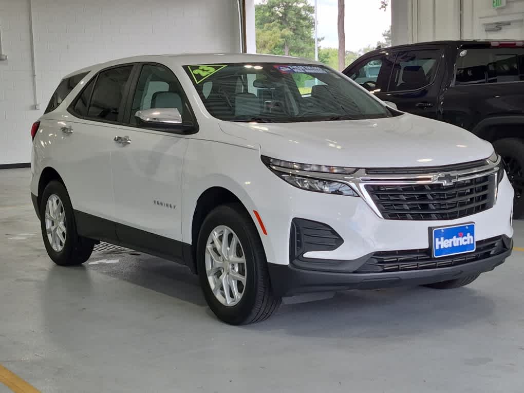 2023 Chevrolet Equinox LS - Summit White exterior view 2