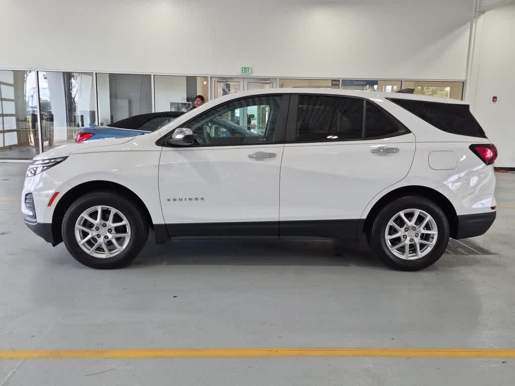 2023 Chevrolet Equinox LS - Summit White exterior view 5