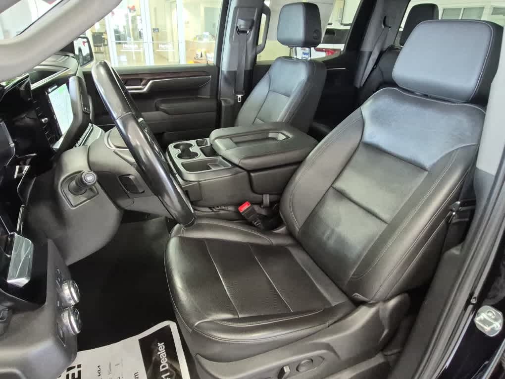2025 GMC Sierra 1500 SLT - Onyx Black exterior view 10