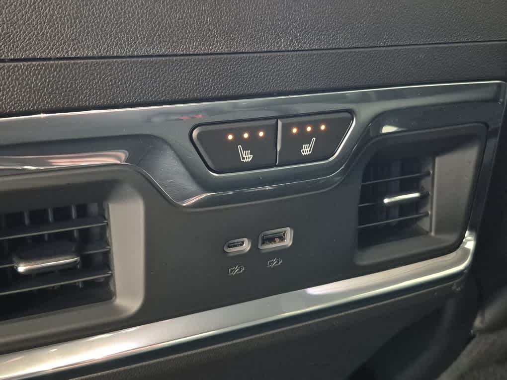 2025 GMC Sierra 1500 Denali - Onyx Black exterior view 8