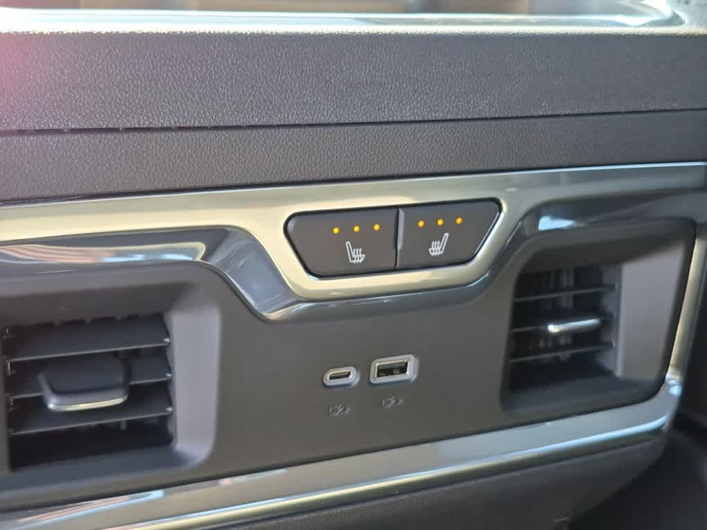 2026 GMC Sierra 1500 Denali - Glacier White Tricoat exterior view 8