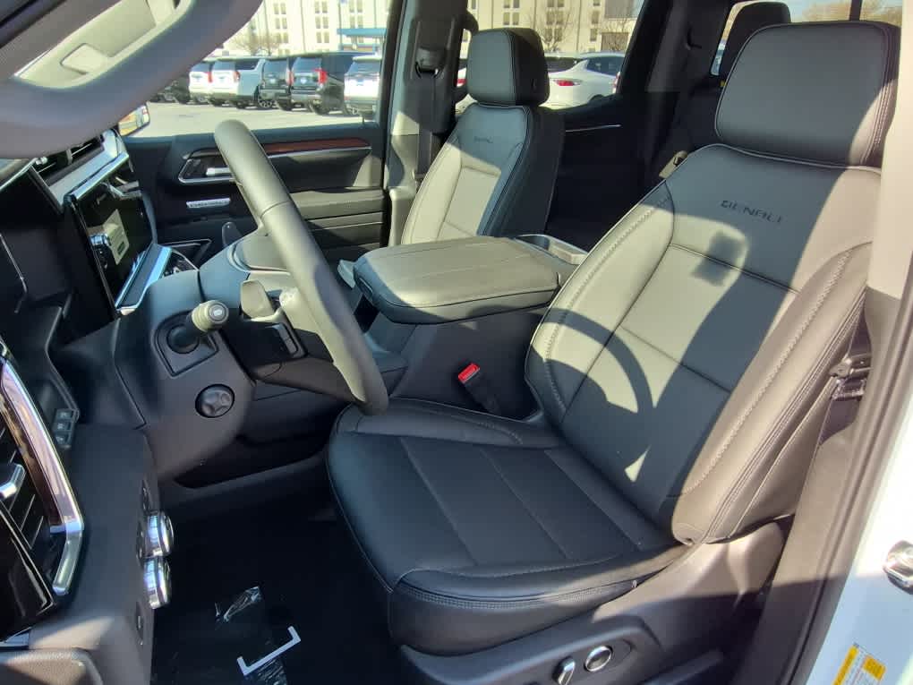 2026 GMC Sierra 1500 Denali - Glacier White Tricoat exterior view 11