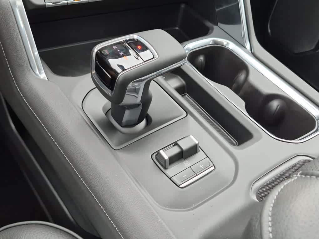 2026 GMC Sierra 1500 Denali - Glacier White Tricoat exterior view 14