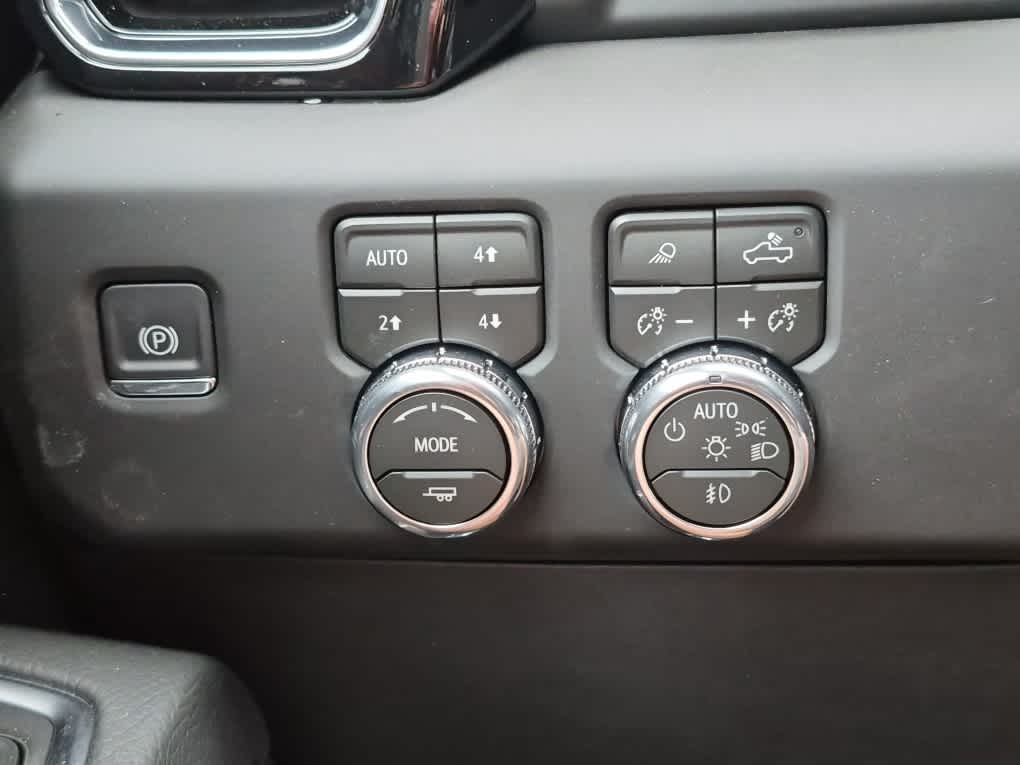 2026 GMC Sierra 1500 Denali - Glacier White Tricoat exterior view 17