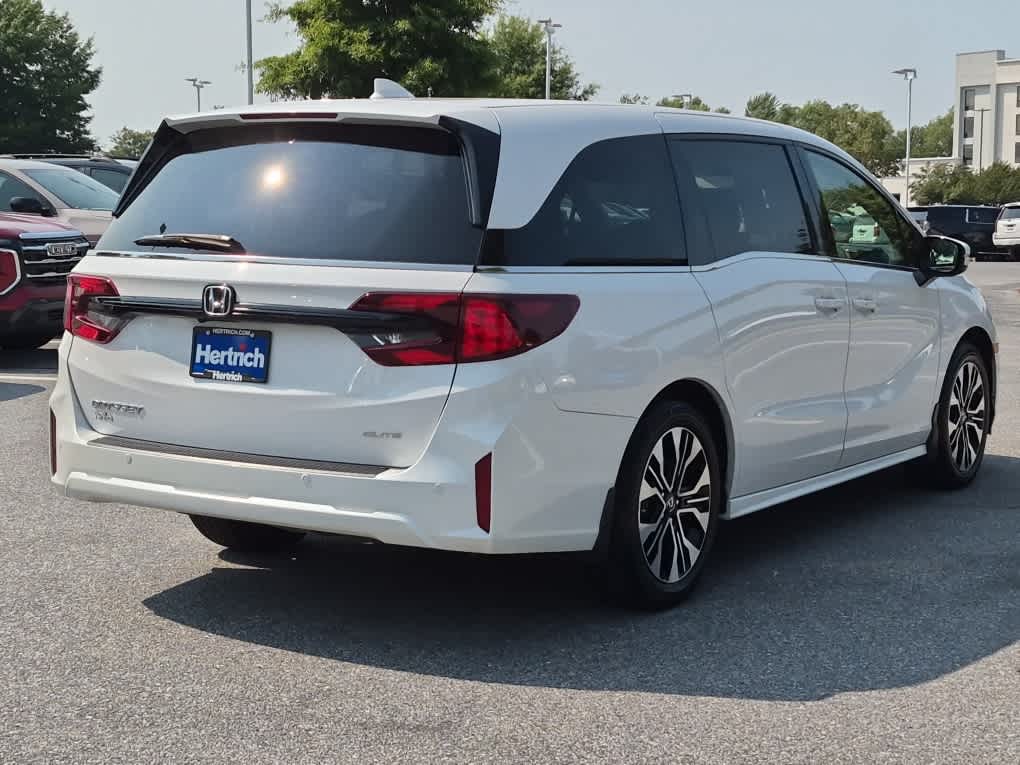 2025 Honda Odyssey Elite - Platinum White Pearl exterior view 3