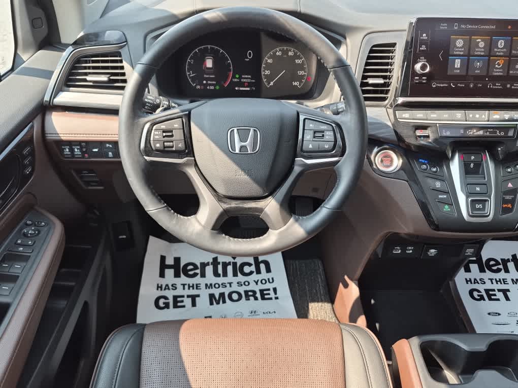 2025 Honda Odyssey Elite - Platinum White Pearl exterior view 10