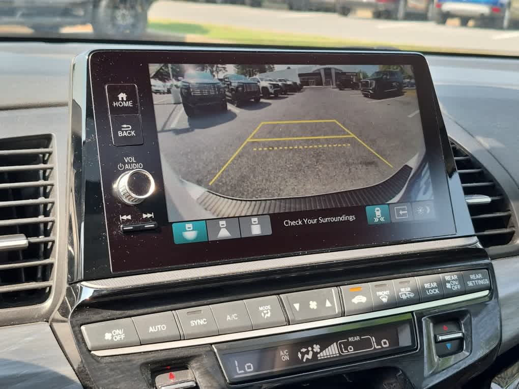 2025 Honda Odyssey Elite - Platinum White Pearl exterior view 16