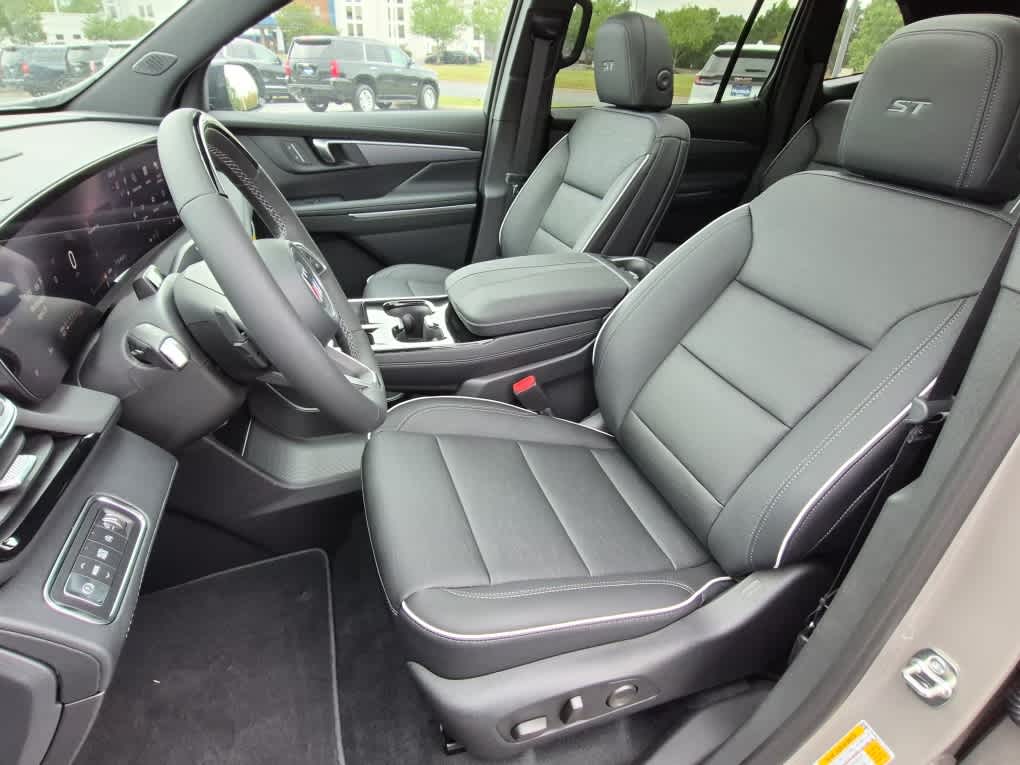 2026 Buick Enclave Sport Touring - Stone Metallic exterior view 12