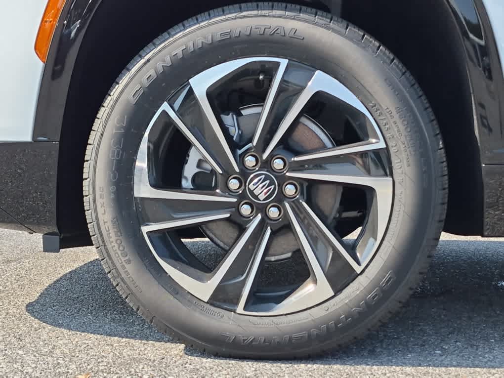 2026 Buick Enclave Sport Touring - Iridescent White Tricoat exterior view 6