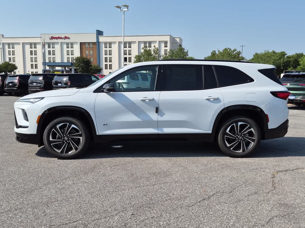 2026 Buick Enclave Sport Touring - Iridescent White Tricoat exterior view 5