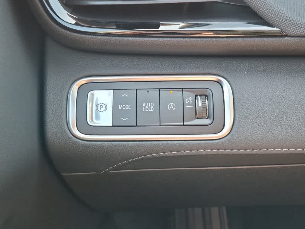 2026 Buick Enclave Sport Touring - Iridescent White Tricoat exterior view 16