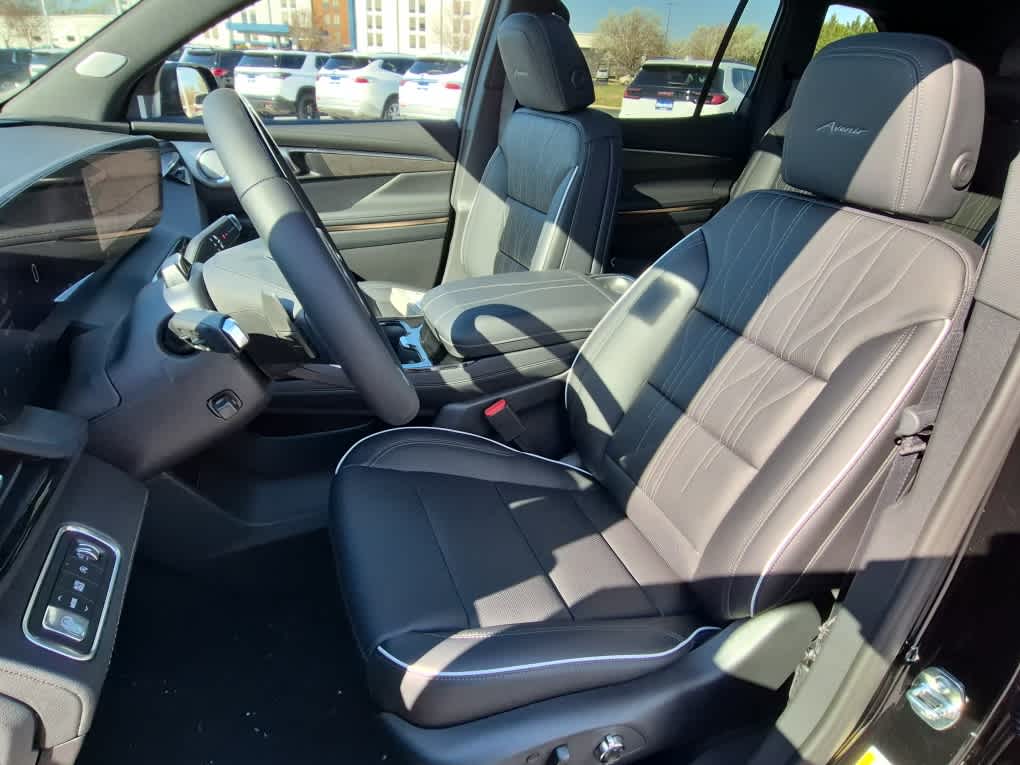 2026 Buick Enclave Avenir - Ebony Twilight Metallic exterior view 12