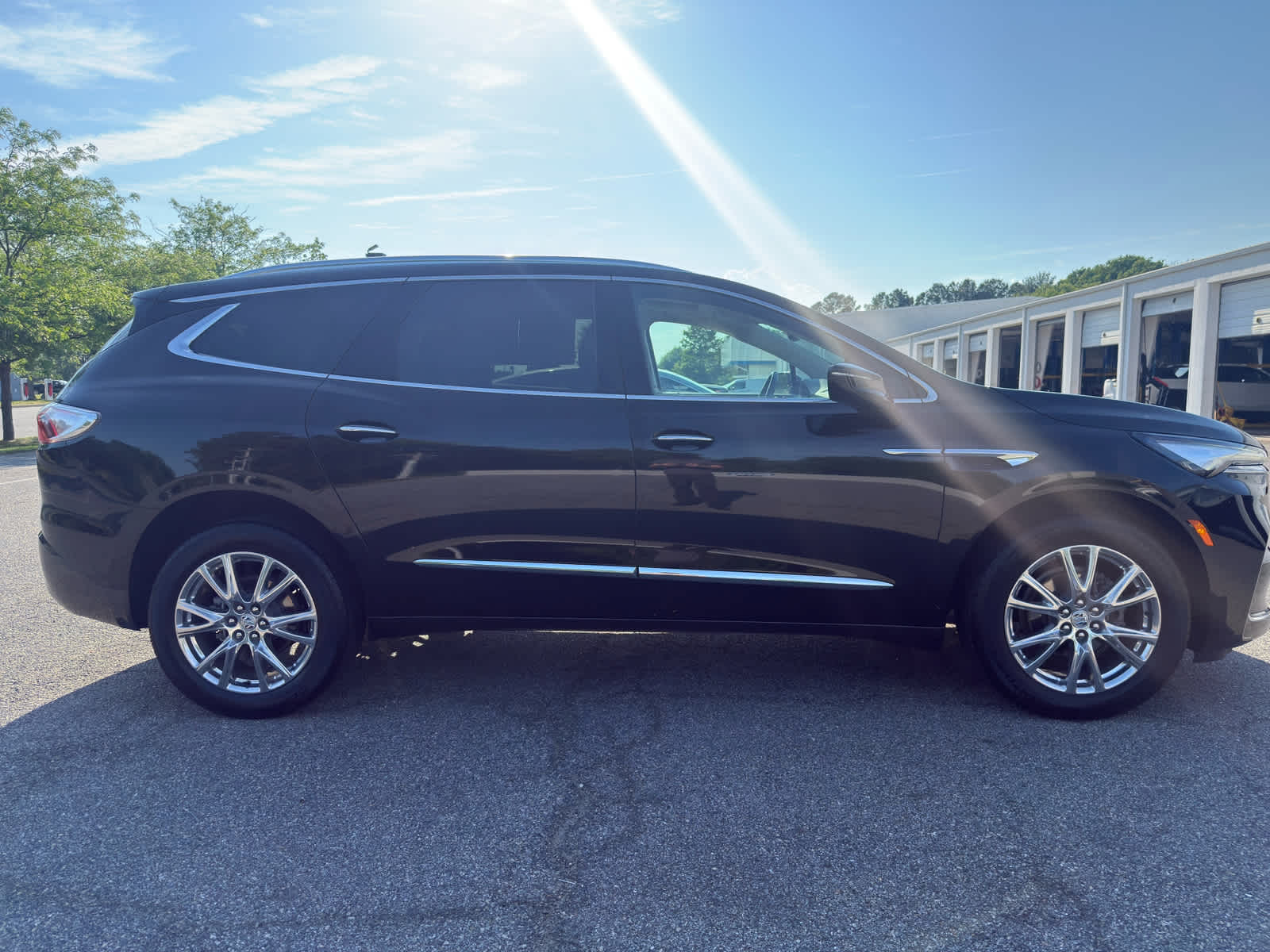 2023 Buick Enclave Essence - Ebony Twilight Metallic exterior view 6