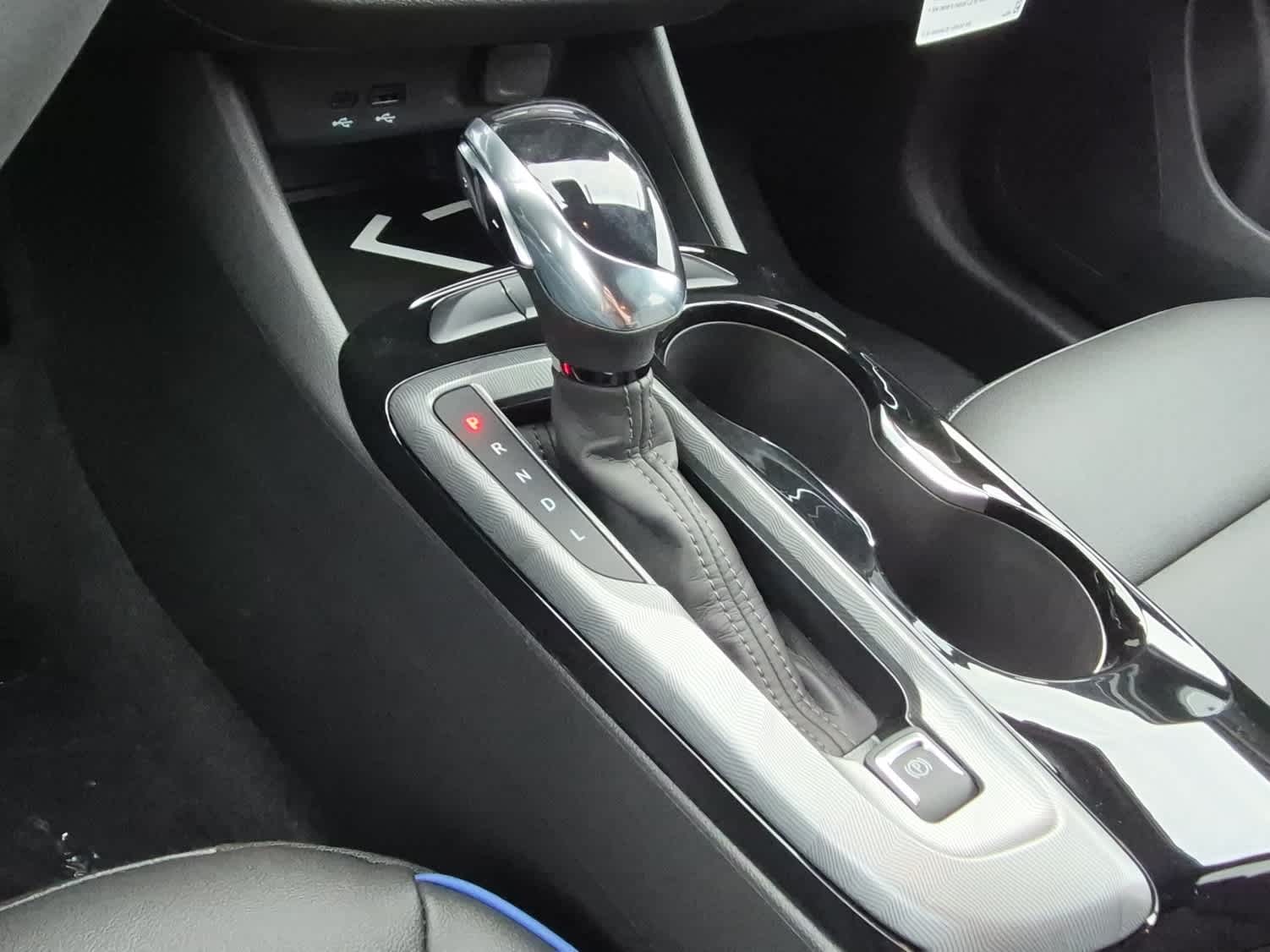 2026 Buick Envista Sport Touring - Summit White exterior view 12