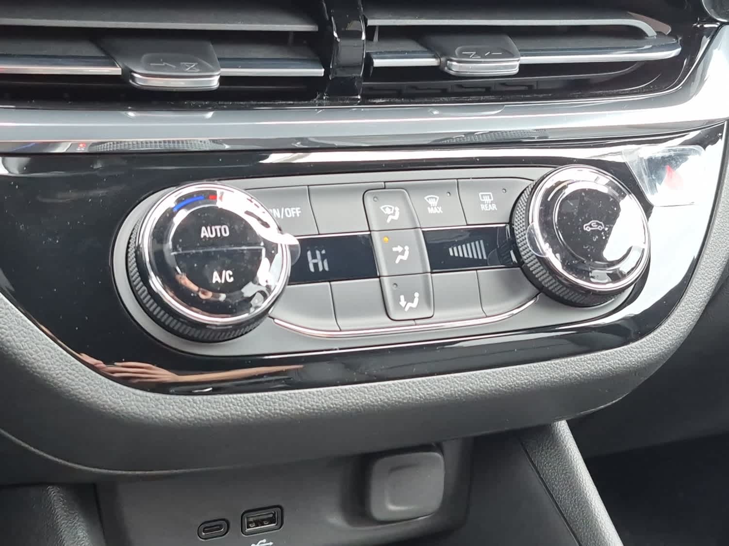 2026 Buick Envista Sport Touring - Summit White exterior view 15