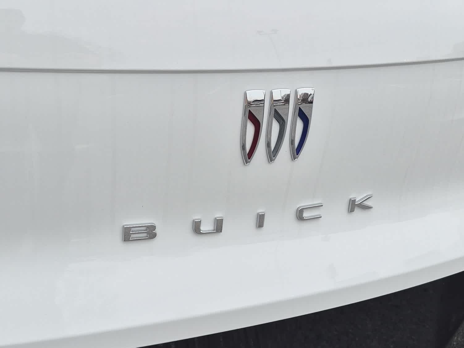 2026 Buick Envista Sport Touring - Summit White exterior view 18