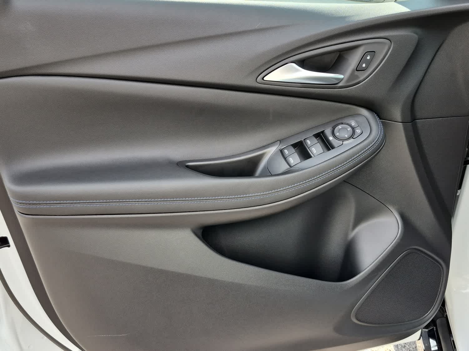 2026 Buick Encore GX Sport Touring - Summit White exterior view 9
