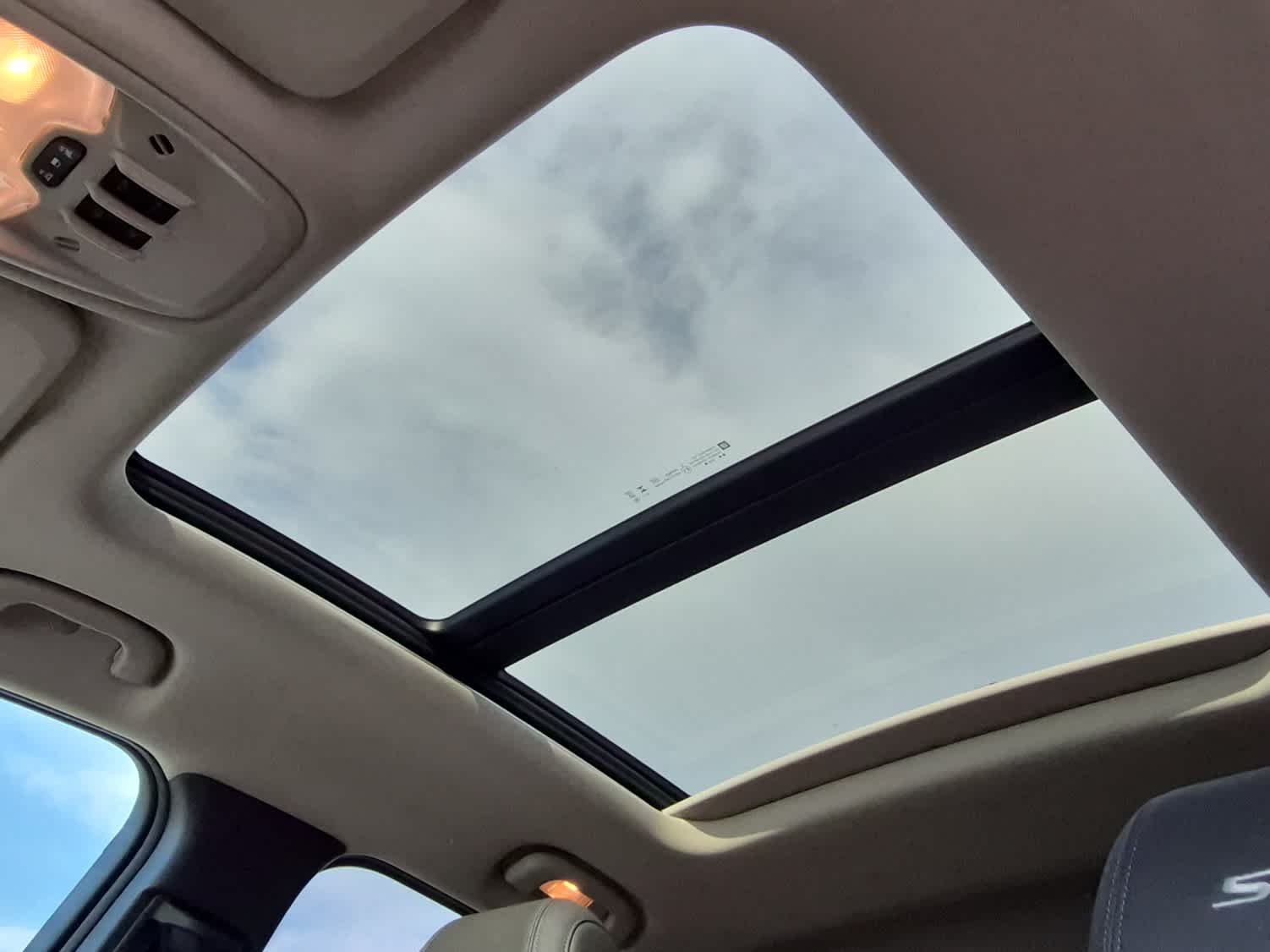 2026 Buick Encore GX Sport Touring - Summit White exterior view 12