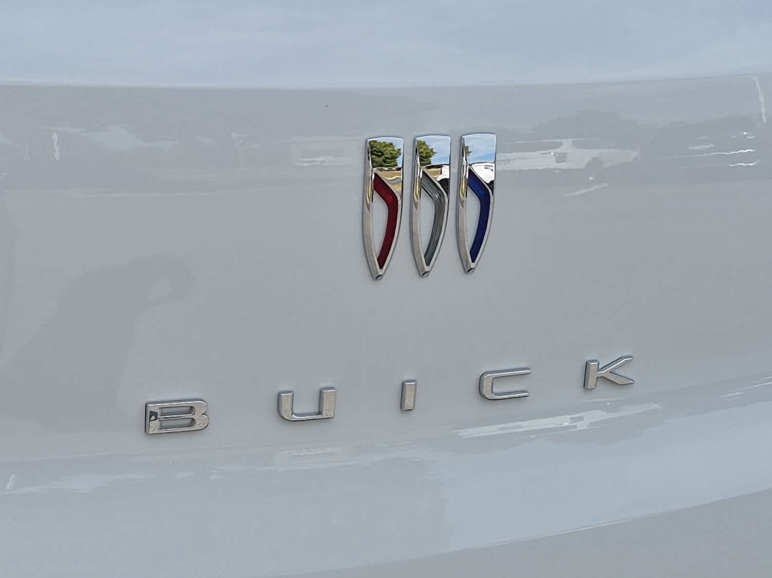 2026 Buick Encore GX Sport Touring - Summit White exterior view 19