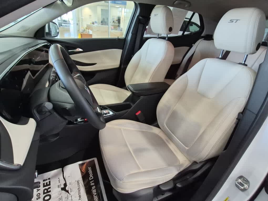 2024 Buick Encore GX Sport Touring - Summit White exterior view 10