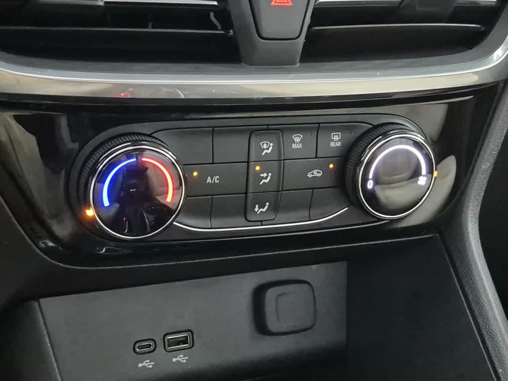 2024 Buick Encore GX Sport Touring - Summit White exterior view 14