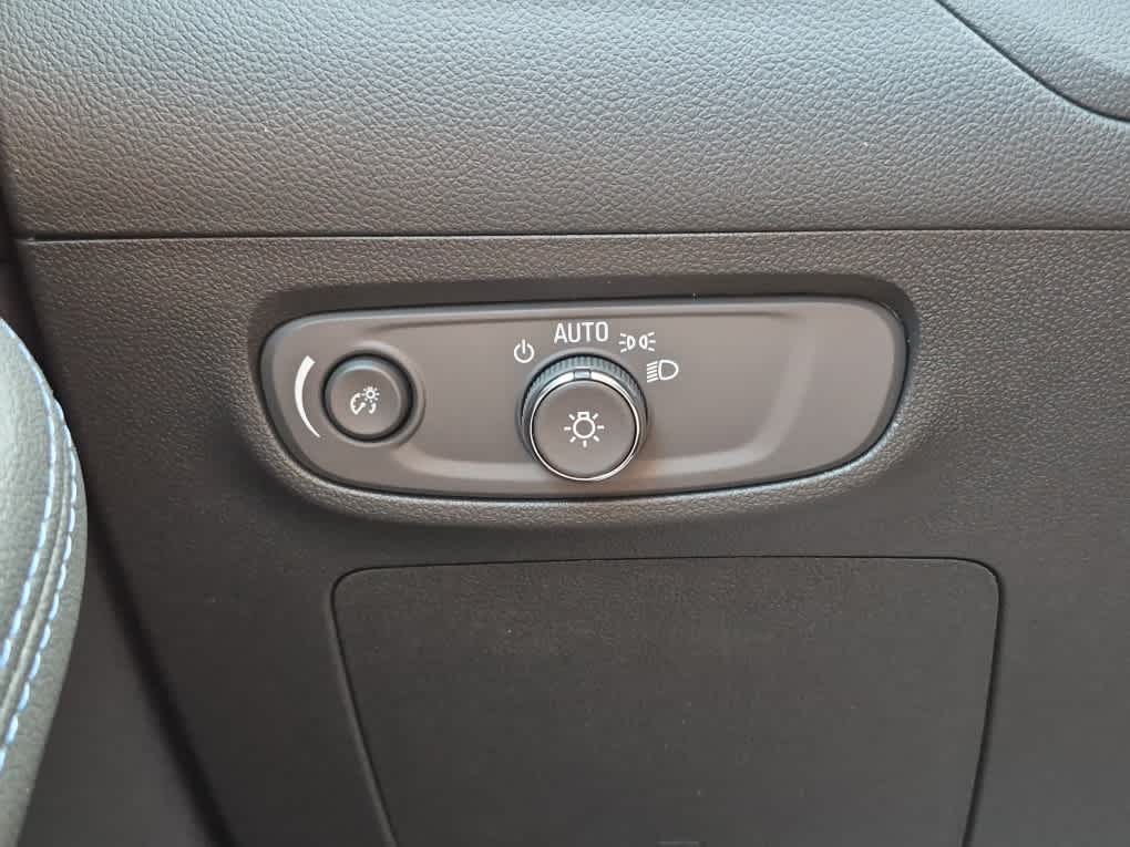 2026 Buick Encore GX Sport Touring - Summit White exterior view 17