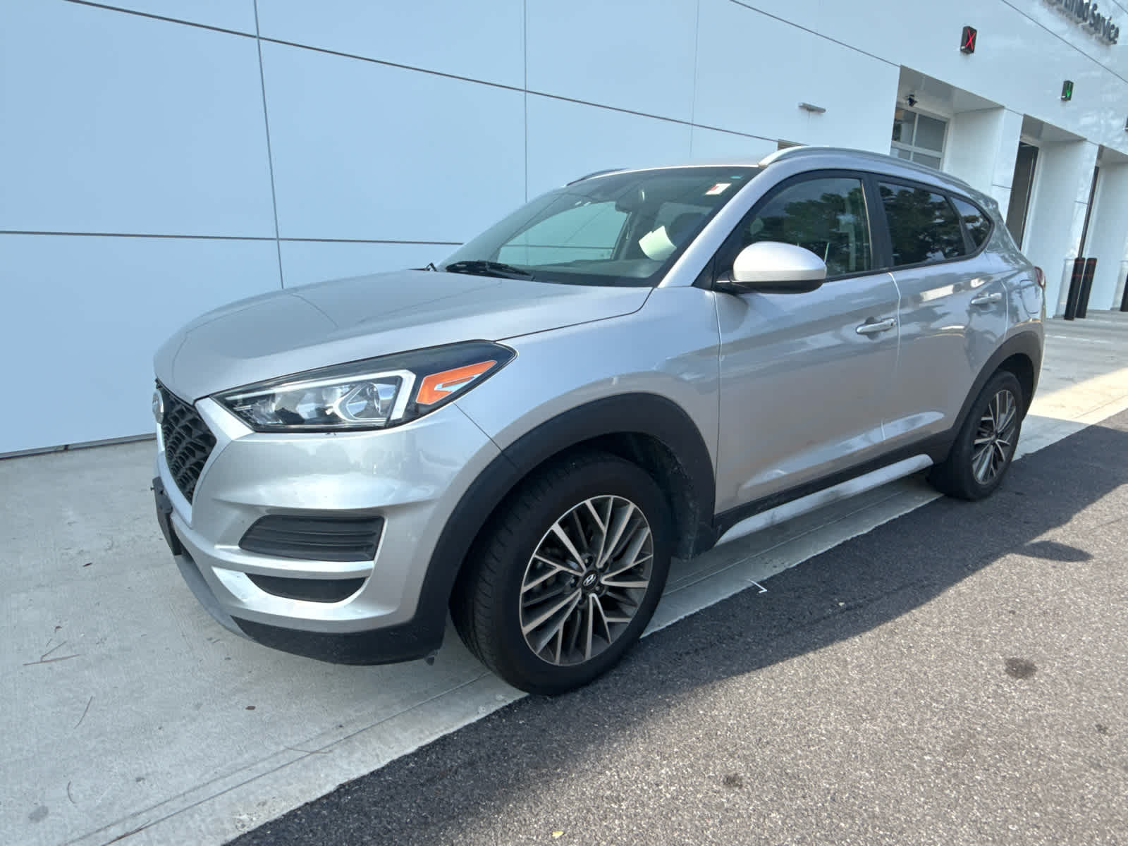 2020 Hyundai Tucson SEL - Stellar Silver exterior view 2