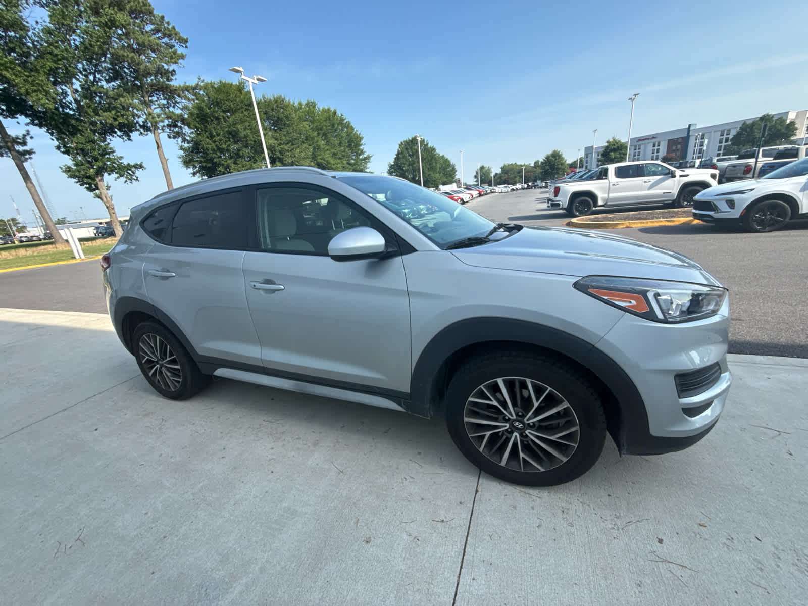 2020 Hyundai Tucson SEL - Stellar Silver exterior view 5