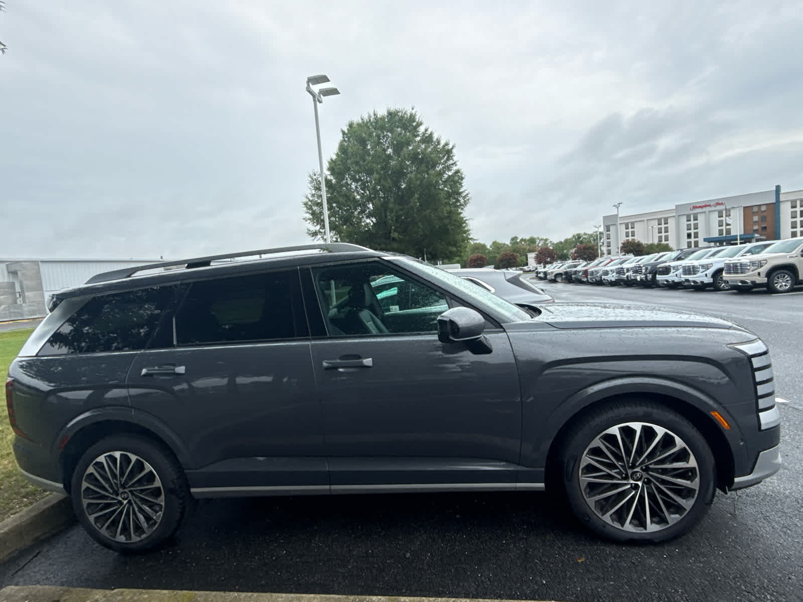 2026 Hyundai Palisade Calligraphy - Ecotronic Gray Pearl exterior view 4