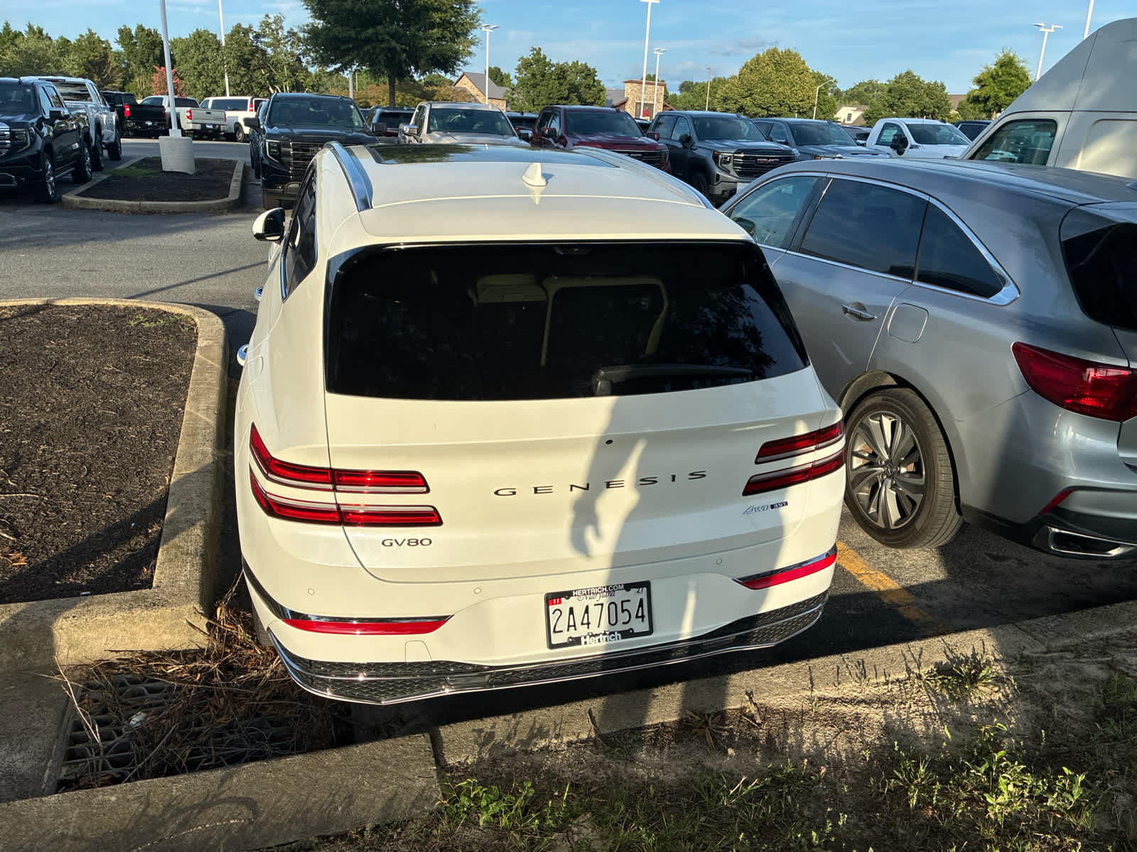 2025 Genesis GV80 3.5T Prestige - Uyuni White exterior view 6