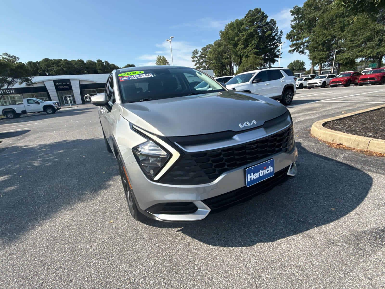 2023 Kia Sportage Hybrid LX - Steel Gray exterior view 4