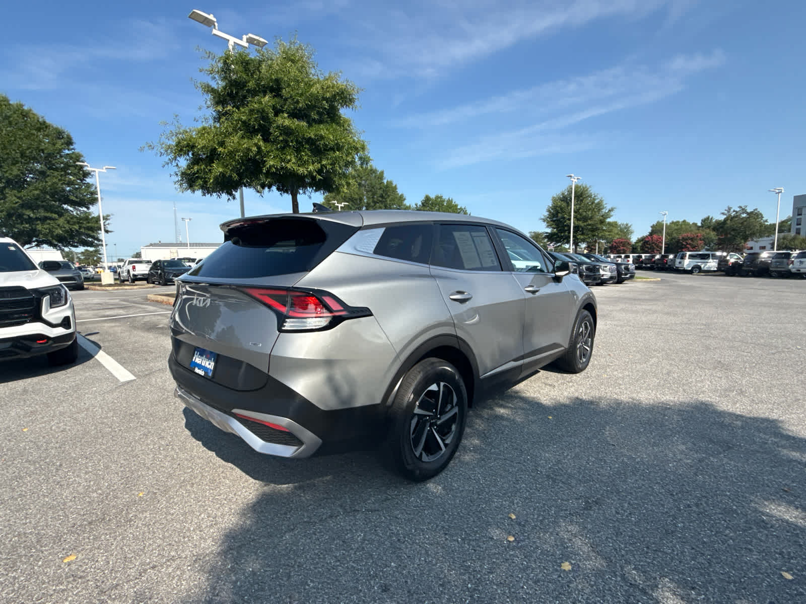 2023 Kia Sportage Hybrid LX - Steel Gray exterior view 6