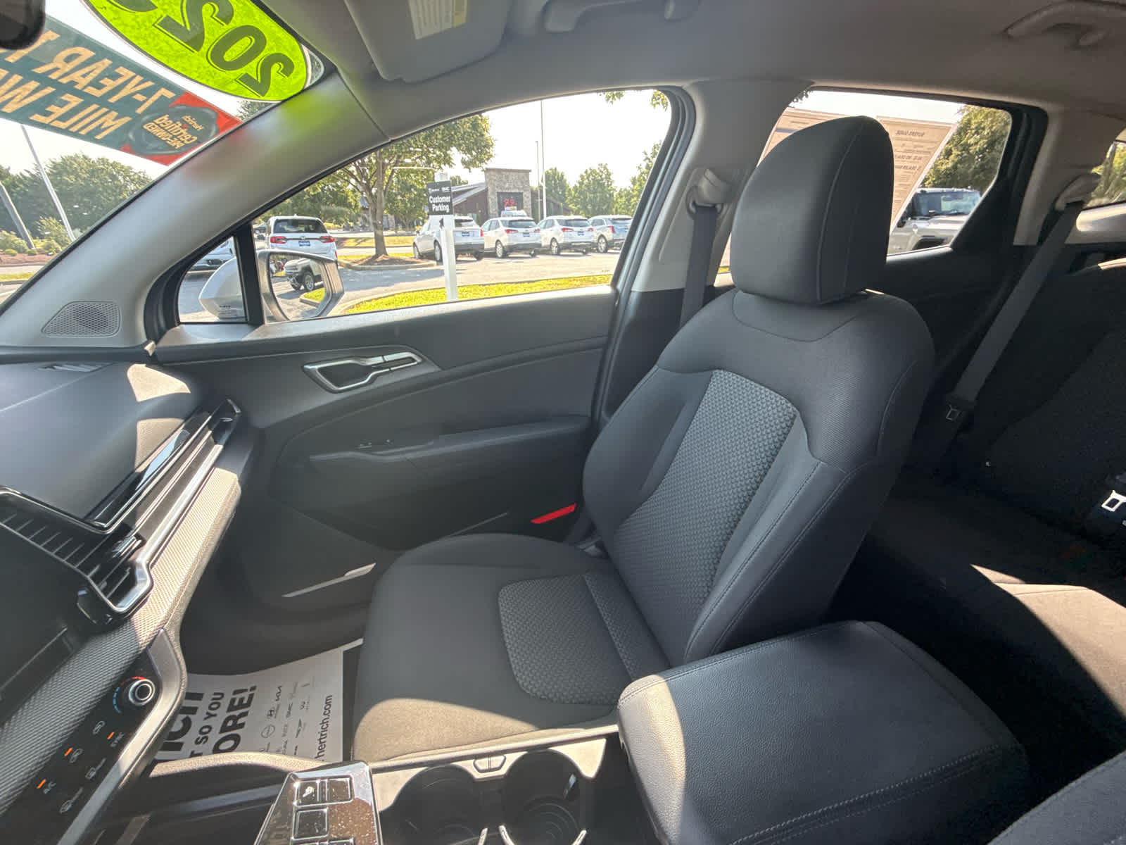 2023 Kia Sportage Hybrid LX - Steel Gray exterior view 14